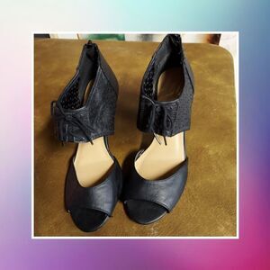 Attention Black Shoe, size 8.5.  Faux Leather